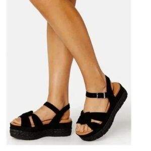 Ugg Neusch Espadrille Platform Sandal size 7